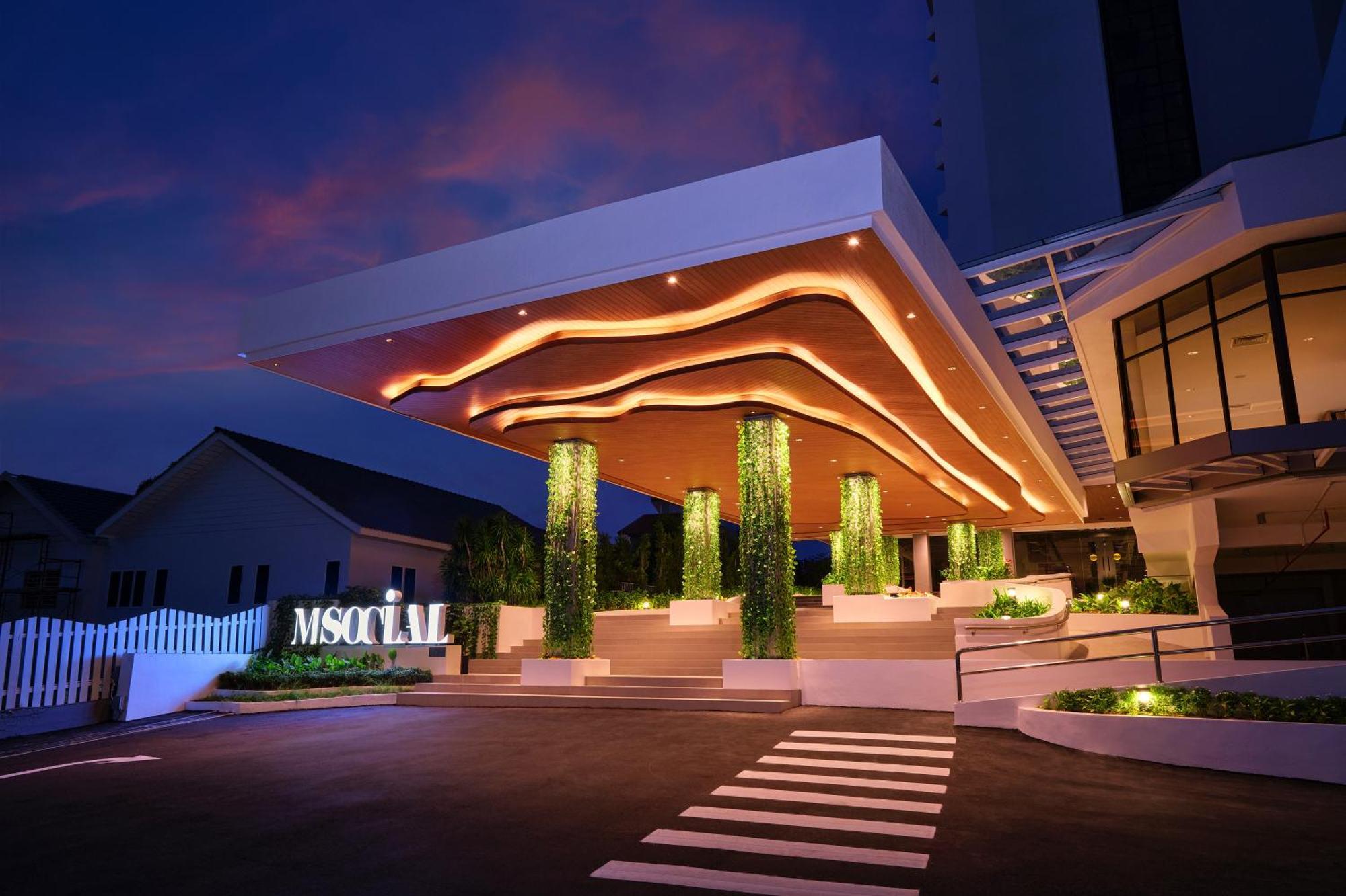 M Social Resort Penang Танджунг Бунга Екстериор снимка