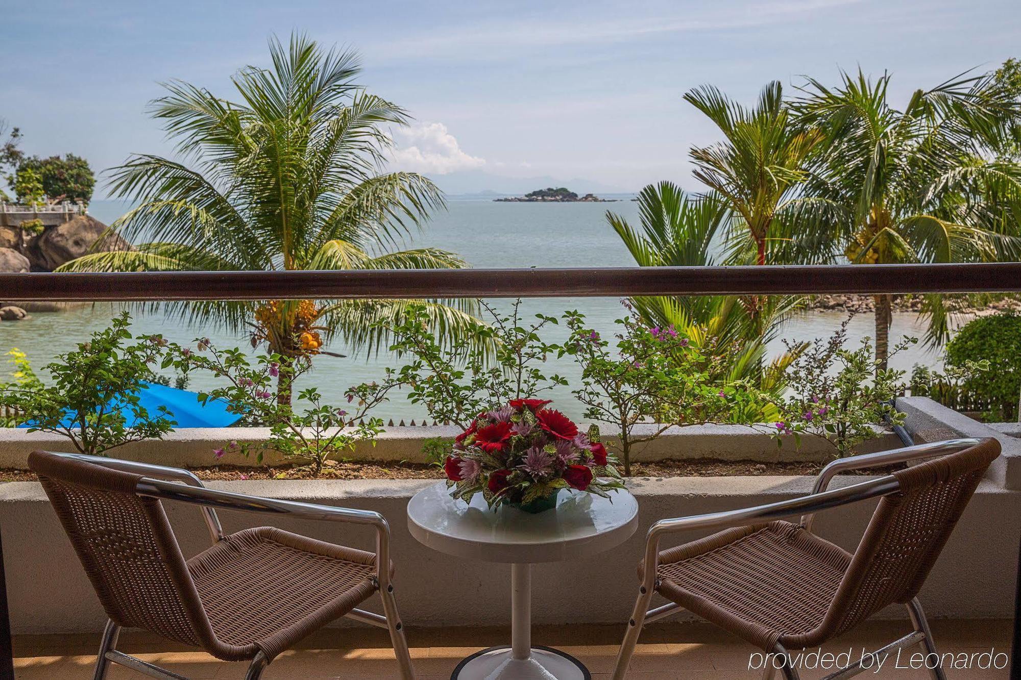 M Social Resort Penang Танджунг Бунга Стая снимка